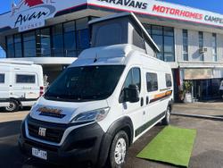 Nomad POP TOP 4 Birth