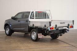 2025 Isuzu
D-MAX SX