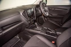 2025 Isuzu
D-MAX SX