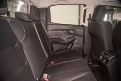 2025 Isuzu
D-MAX SX