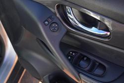2020 Nissan
X-TRAIL ST