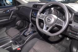 2020 Nissan
X-TRAIL ST