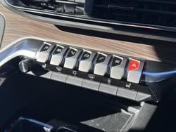 2023 Peugeot 5008 GT Sport