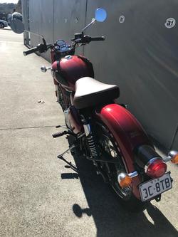 2025 Royal Enfield
Classic 350 Heritage