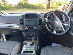2010 Mitsubishi
Pajero Platinum