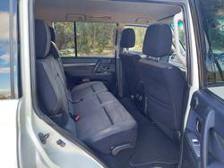 2010 Mitsubishi
Pajero Platinum