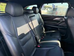 2019 Mazda
CX-9 Azami