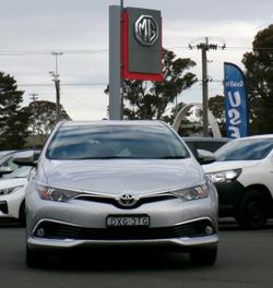 2017 Toyota
Corolla Ascent Sport