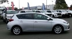 2017 Toyota
Corolla Ascent Sport