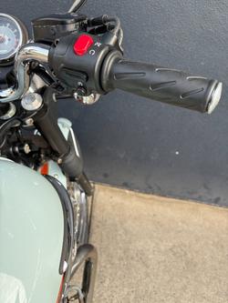 2009 Triumph BONNEVILLE T100 BLUE