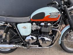 2009 Triumph BONNEVILLE T100 BLUE
