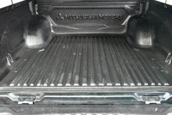 2021 Mitsubishi
Triton GLS