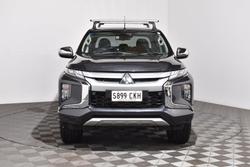 2021 Mitsubishi
Triton GLS