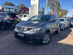 2017 Nissan
QASHQAI ST