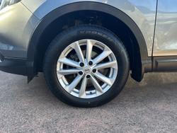 2017 Nissan
QASHQAI ST