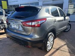 2017 Nissan
QASHQAI ST