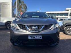 2017 Nissan
QASHQAI ST