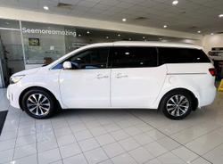 2018 Kia
                Carnival SLi