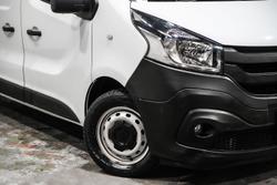2021 Mitsubishi
Express GLX