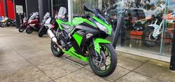2013 Kawasaki NINJA 300 ABS