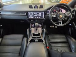 2019 Porsche
Cayenne Turbo