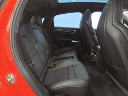 2019 Porsche
Cayenne Turbo