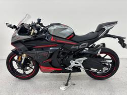 2023 CFMOTO 450 SR ABS ZIRCON BLACK