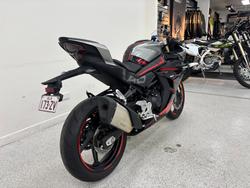 2023 CFMOTO 450 SR ABS ZIRCON BLACK
