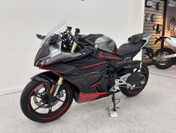 2023 CFMOTO 450 SR ABS ZIRCON BLACK
