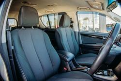 2020 Isuzu
MU-X LS-U