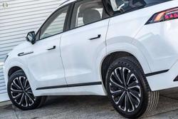 2025 Jaecoo J8 Track