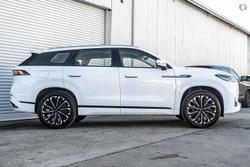 2025 Jaecoo J8 Track