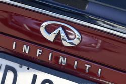 2016 INFINITI
QX30 Premium