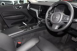 2020 Volvo
XC60 T5 Momentum