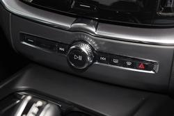 2020 Volvo
XC60 T5 Momentum
