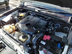 2022 Toyota
                Hilux SR