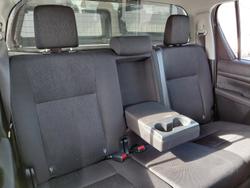 2022 Toyota
                Hilux SR