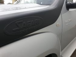 2011 Mazda
BT-50 Boss B3000 SDX (4x4)