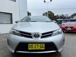 2014 Toyota
Corolla Ascent Sport