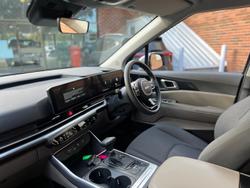 2025 Kia
                Carnival S