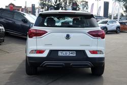 2022 SsangYong
Korando ELX