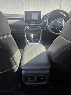 2022 Toyota
RAV4 Cruiser