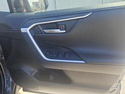 2022 Toyota
RAV4 Cruiser
