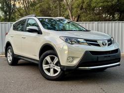 2013 Toyota
                RAV4 Cruiser