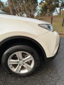 2013 Toyota
                RAV4 Cruiser