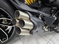 2024 DUCATI DIAVEL V4 Black