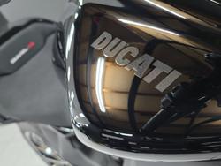2024 DUCATI DIAVEL V4 Black