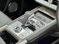 2025 GWM
                Tank 500 Vanta Hybrid