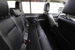 2017 Mitsubishi
Pajero Exceed