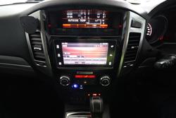 2017 Mitsubishi
Pajero Exceed
